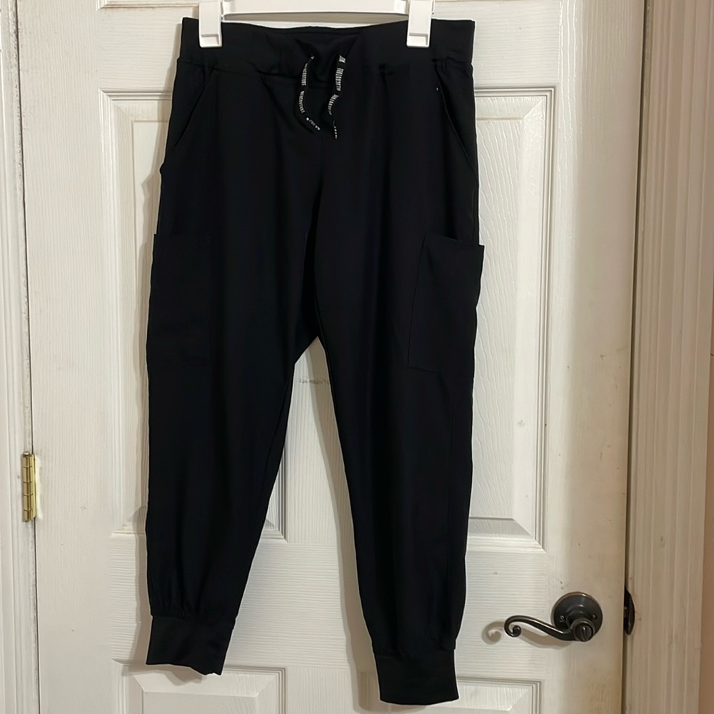 Medium Petite Scrubs